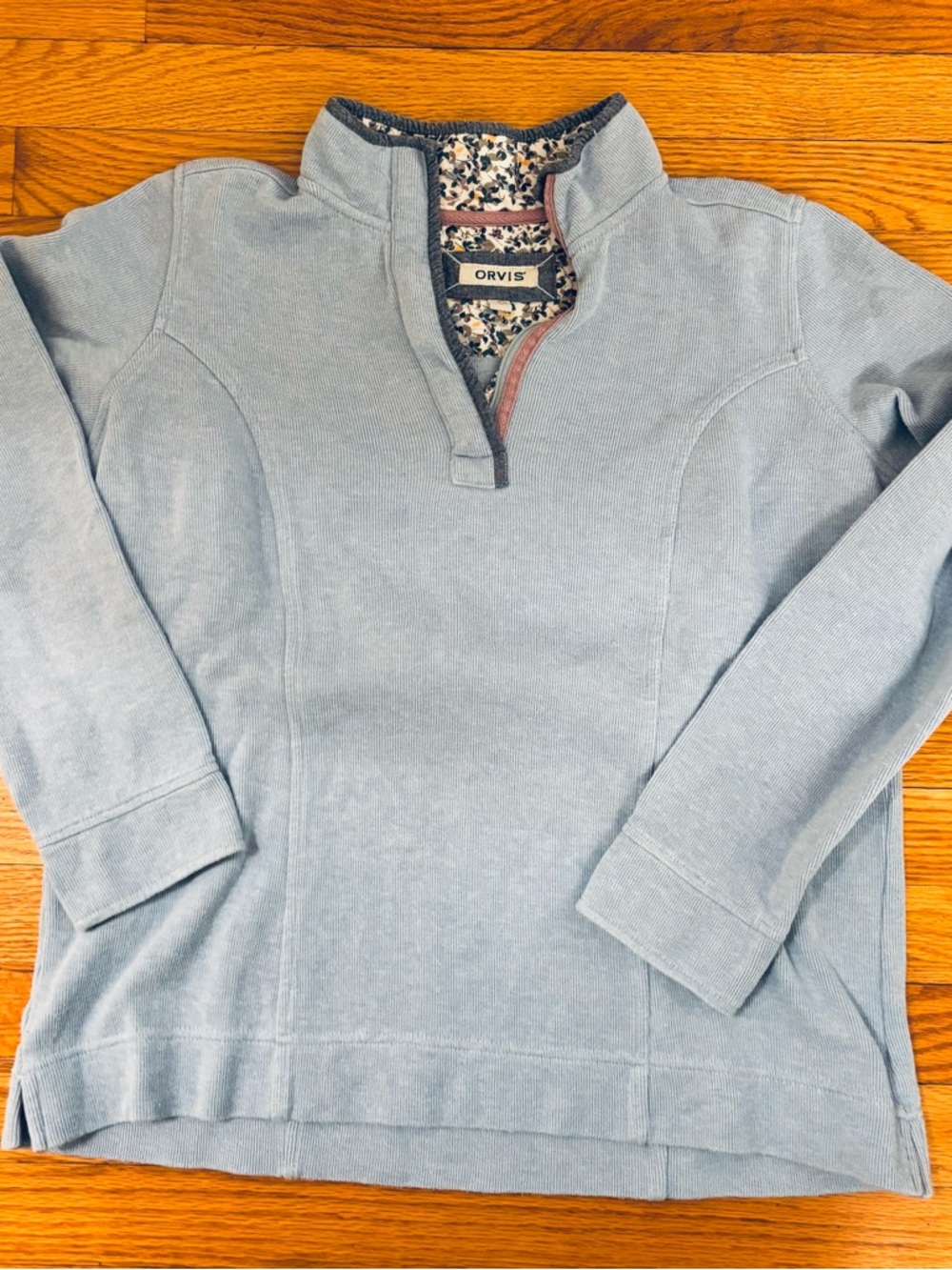 Orvis Women’s Light Blue 1/4 Zip-Front Pullover with Floral Collar Lining